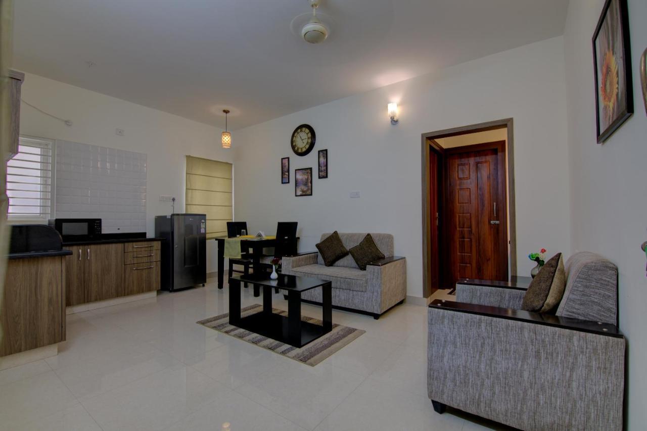 Sunshine Suites Grand Deluxe Bangalore Eksteriør bilde
