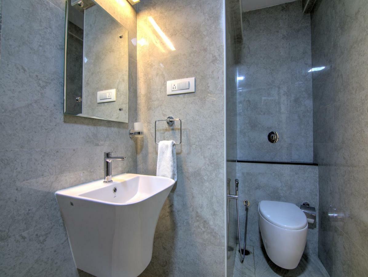 Sunshine Suites Grand Deluxe Bangalore Eksteriør bilde
